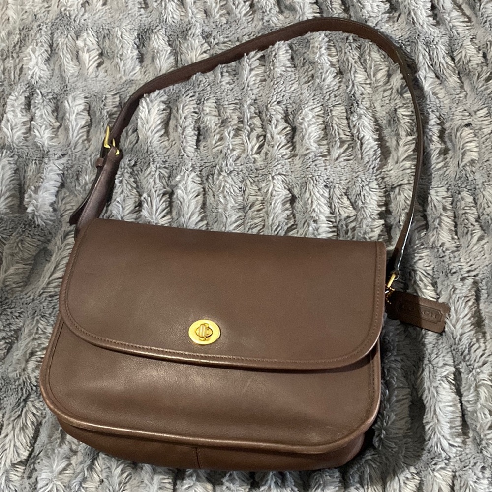 Vintage Coach, Dark brown leather bag with brass accents & original Coach chain